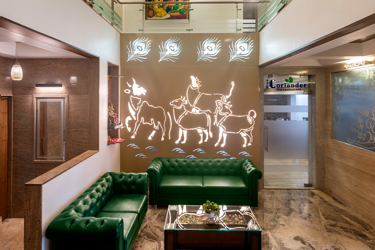 1702881083661Untitled-1_0004_11 copy.jpg