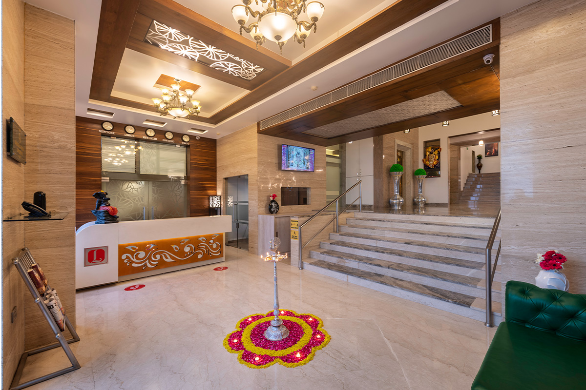 1702881083662Untitled-1_0005_6 copy.jpg